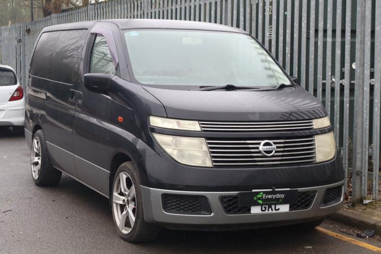 2014 Nissan Elgrand Highway Star 3500 CC Automatic **SPARE OR REPAIR**  PETROL Automatic