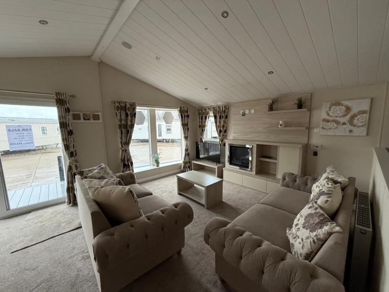 40x20 2 Bed Twin Lodge - DG, CH, Bath, Ensuite, Patio Doors - Offsite / Own Land