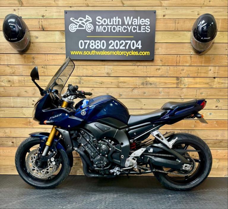 Yamaha FZ 1000 Fazer : 2007 model : covered just 23.5k miles! 