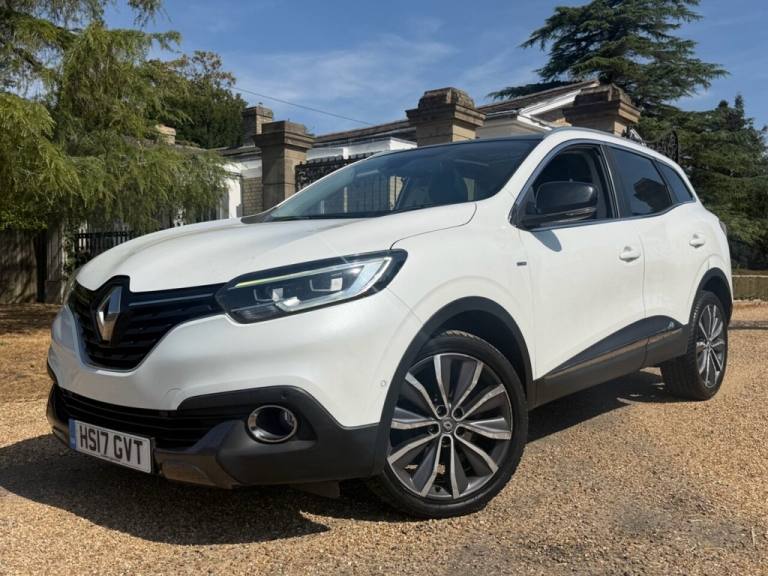 2017 Renault Kadjar 1.2 TCe Signature S Nav SUV 5dr Petrol Manual Euro 6 (s/s) (130 ps) HATCHBACK...