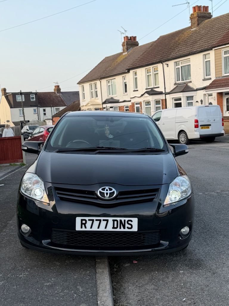 Toyota, AURIS, Hatchback, 2011, Semi-Auto, 1598 (cc), 5 doors