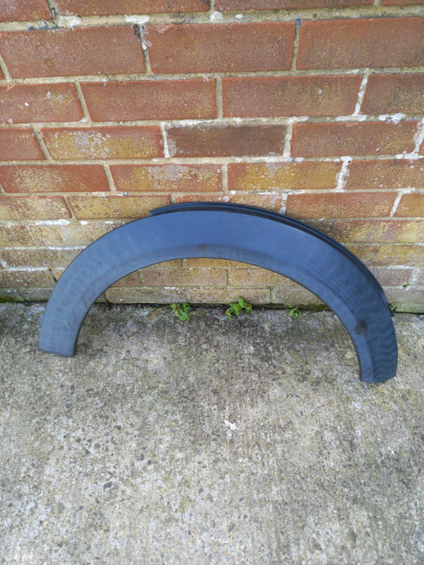 Mini Cooper R56 2010 front drivers side arch trim