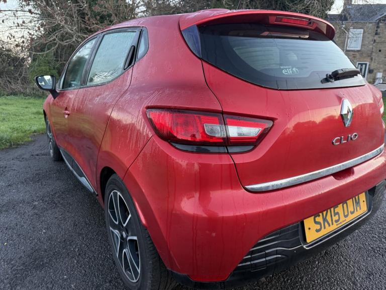 RENAULT CLIO 1.2 Dynamique MediaNav 1.2 16V 75 2015