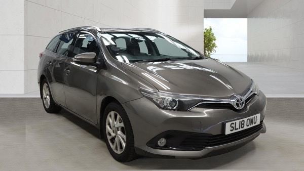 Toyota auris touring sport edition 1.2 T ICON TECH ULEZ