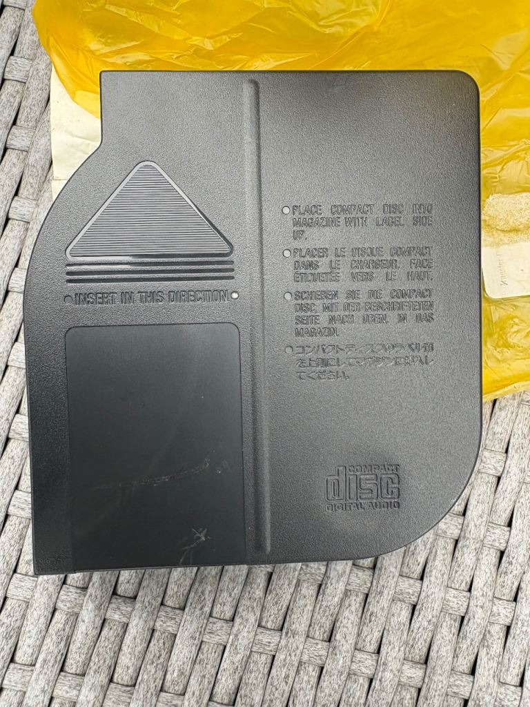 Porsche 911 disc cassete holder 