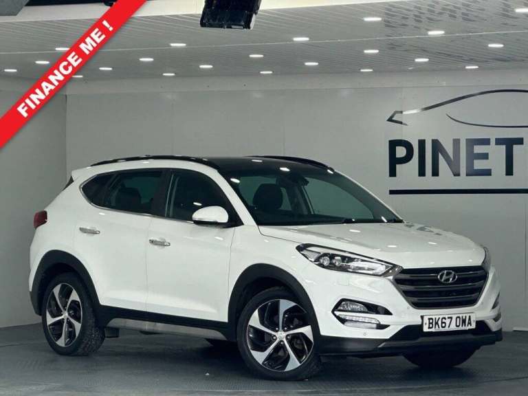 2017 Hyundai TUCSON 1.7 CRDi Blue Drive Premium SE SUV 5dr Diesel DCT Euro 6 (s/s) (141 ps) ESTAT...