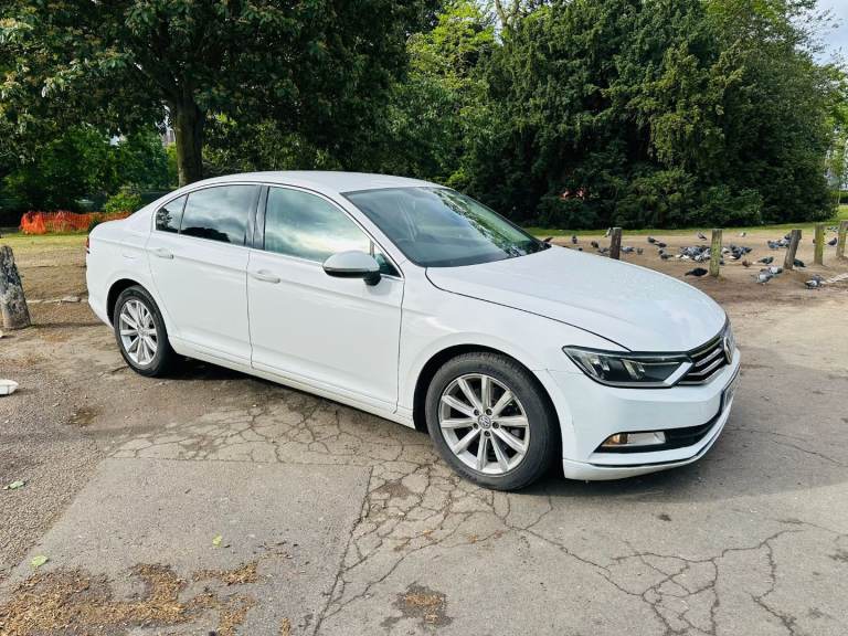 Volkswagen, PASSAT, Saloon, 2015, Manual, 1968 (cc), 4 doors