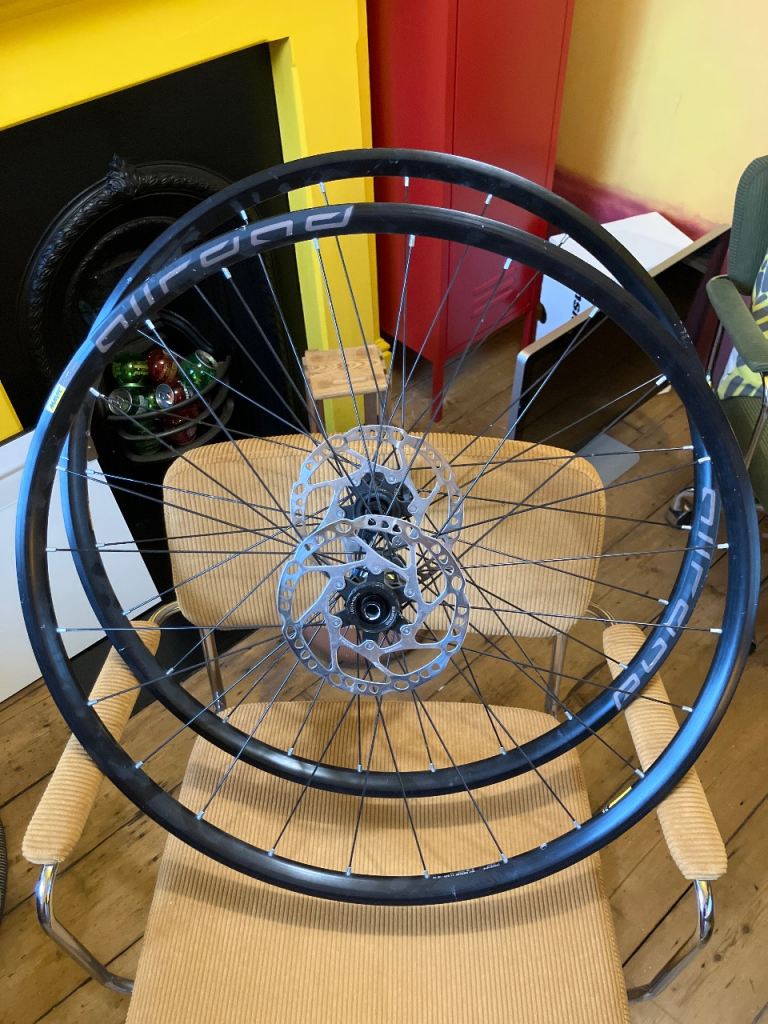 Mavic Allroad wheel set