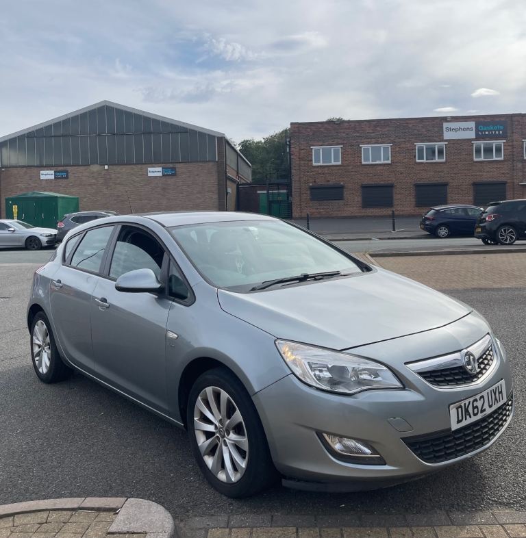 Vauxhall, ASTRA, Hatchback, 2012, Manual, 1598 (cc), 5 doors