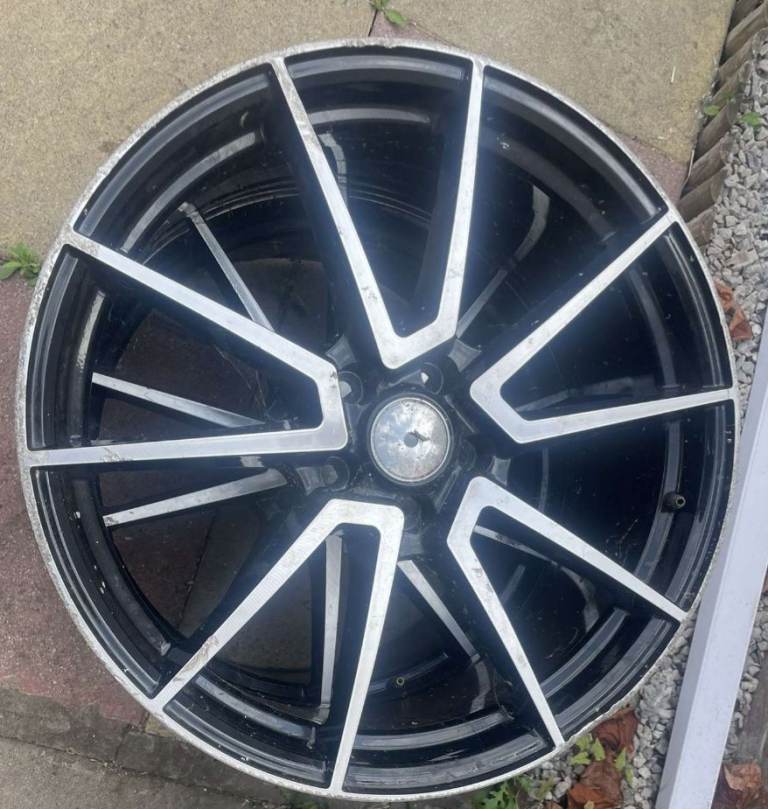 OMI Focus ST Style 19" Black Machined