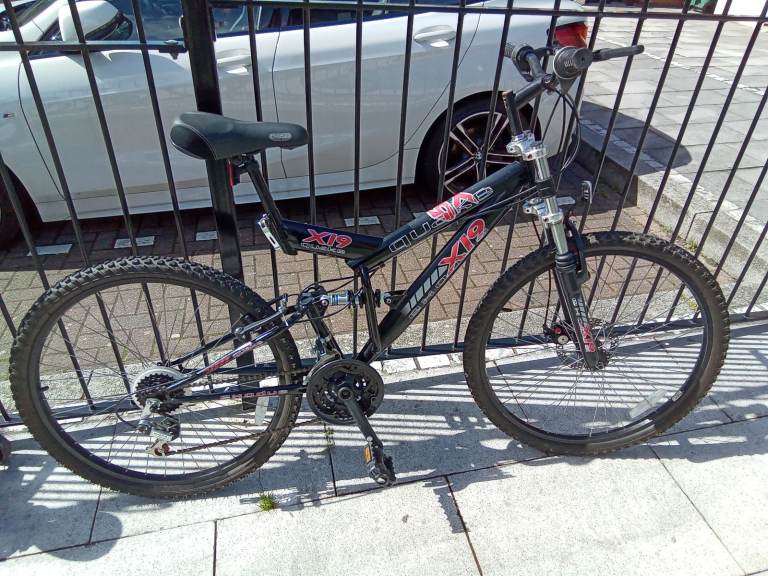 Exodus Quake X19 Mountain Bicycle