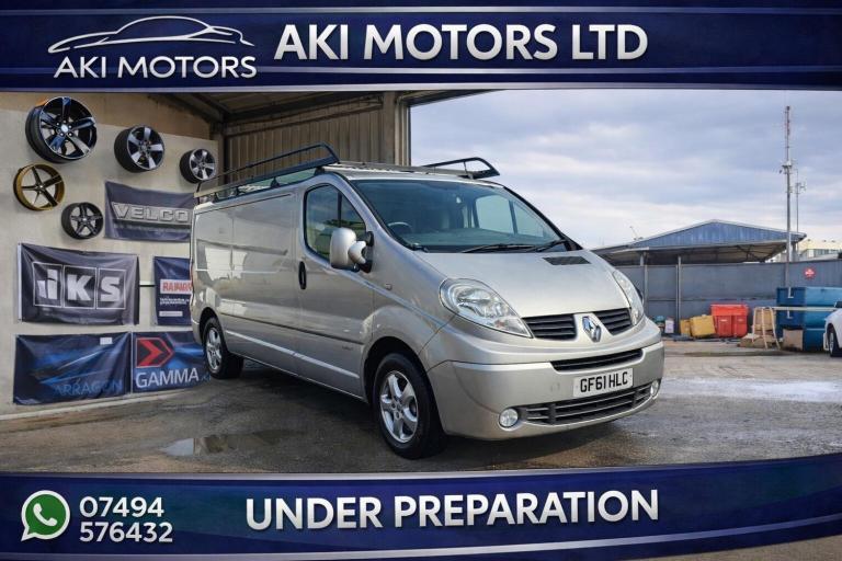 RENAULT TRAFIC 2.0 dCi SL27 eco Sport L1 H1 3dr (Phase 3) 2011