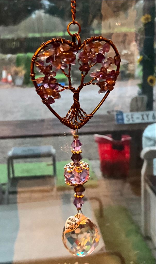 ❤️ Tree of life/crystal charm. Hang anywhere. Stunning in the sun/light, cemetery or anywhere ❤️