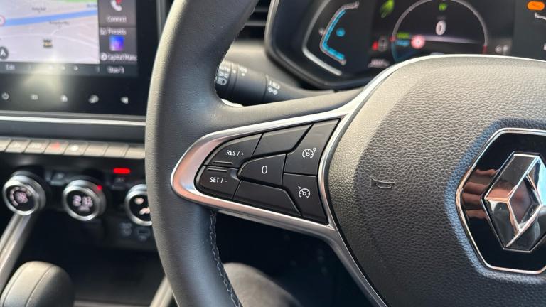 2022 Renault Clio 1.6 E-TECH full hybrid 145 Evolution 5dr Auto (Rea Hybrid