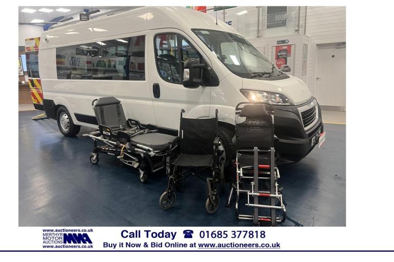 2019 Peugeot Boxer 435 L3H2 2.0 BLUE HDI 130PS LWB 5 SEAT DISABLED MINIBUS. ------------------ PA...