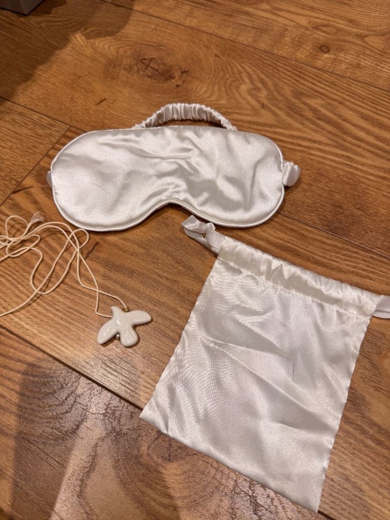 White Satin Sleep Mask with Pouch – New!