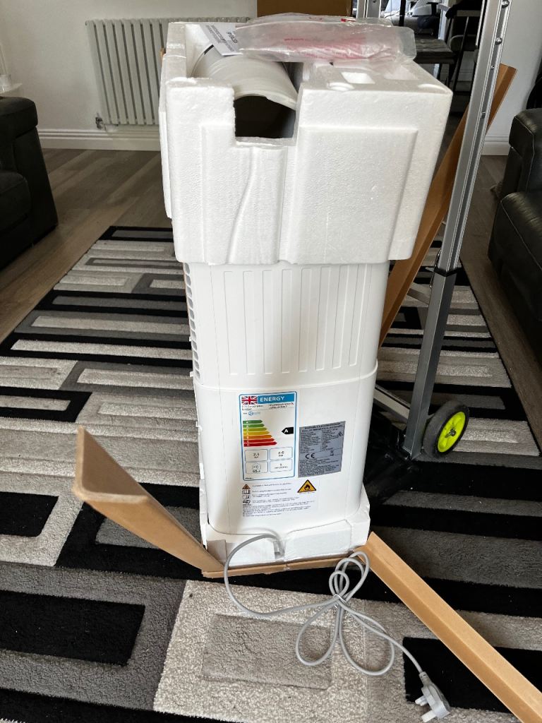 New 700btu air con