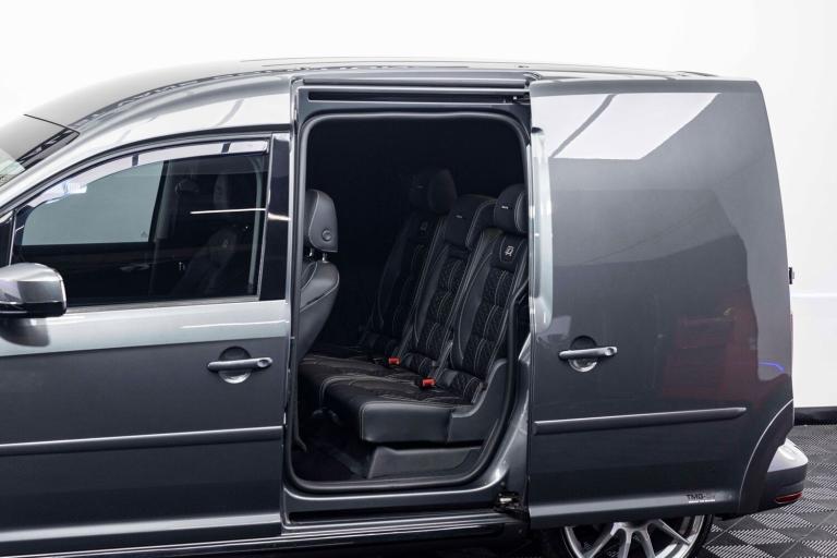 2016 Volkswagen Caddy 2.0 TDI BlueMotion Tech 102PS Highline Van DSG PANEL VAN DIESEL Automatic