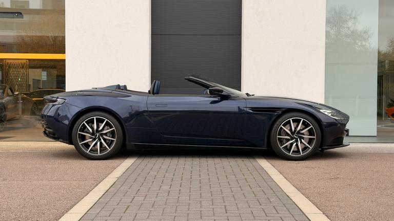 2018 Aston Martin DB11 V8 Volante 2dr Touchtronic Petrol