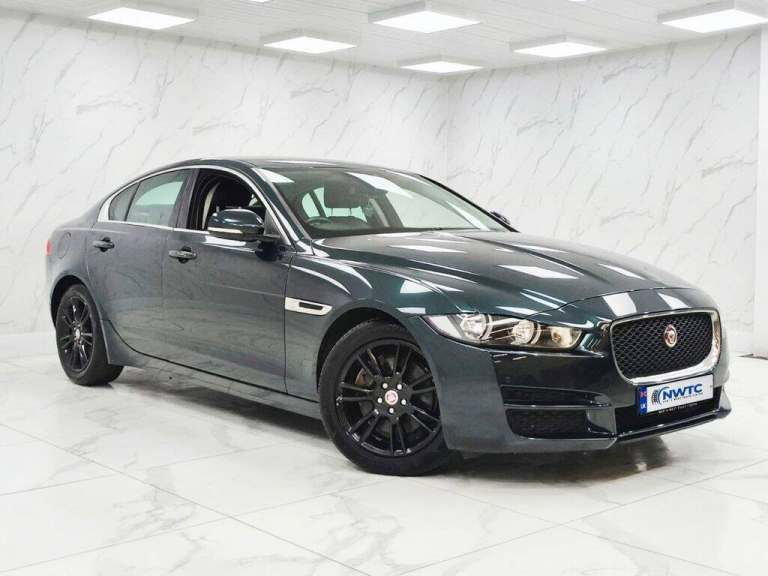 2017 Jaguar XE **EXTENSIVE SERVICE HISTORY**2.0d Prestige Saloon 4dr Diesel Auto Euro 6 (s Saloon...