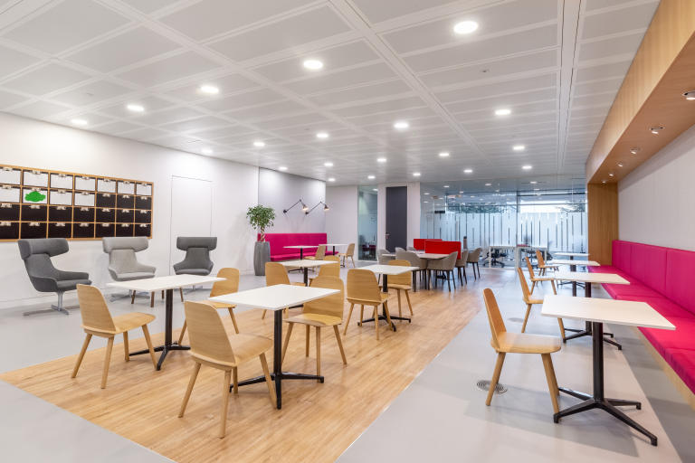 London - W45YA \ Large Private Office for Rent - Flexible and Ready to Use