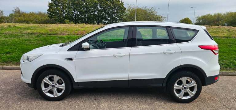 2015 Ford Kuga ZETEC TDCI Hatchback Diesel Manual