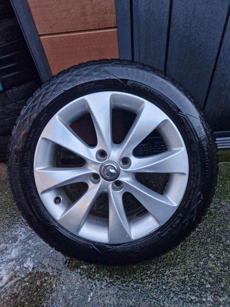 16" Vauxhall corsa single alloy wheel and nearly new tyre