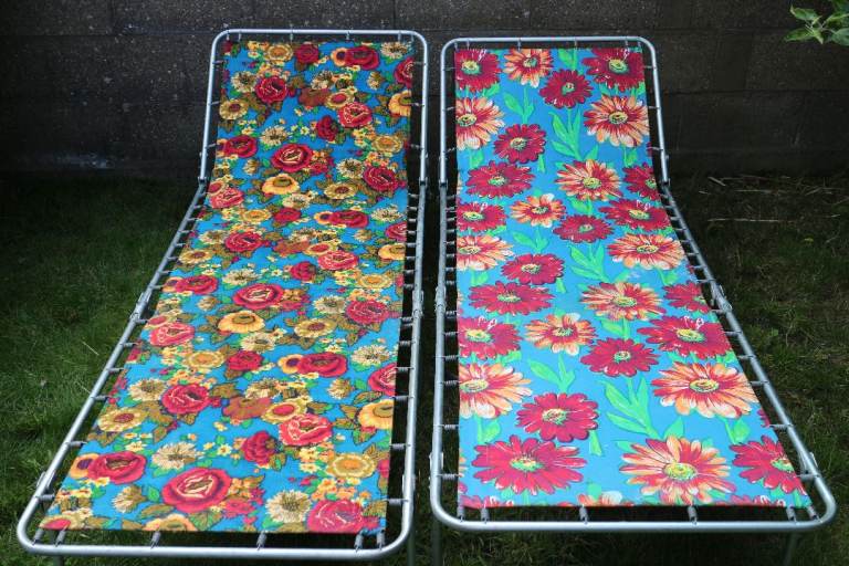 Vintage / Retro / 60s / 70s Foldable Floral Sun Bed Lounger for garden or VW camper van