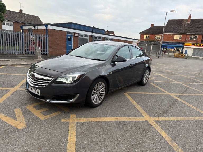 Vauxhall, INSIGNIA, Hatchback, 2014, Manual, 1956 (cc), 5 doors