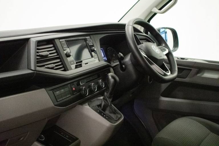 2021 21 VOLKSWAGEN TRANSPORTER 2.0 TDI T30 HIGHLINE PANEL VAN 5DR DIESEL DSG FWD