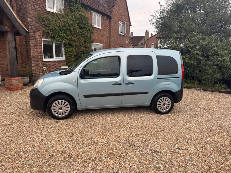 RENAULT KANGOO FIAT DOBLO DISABILITY VEHICLE AUTO