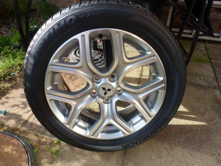 MITSIBISHI PHEV  SPARE WHEEL LIKE NEW...225/55/18. HANKOOK. 8MM TREAD