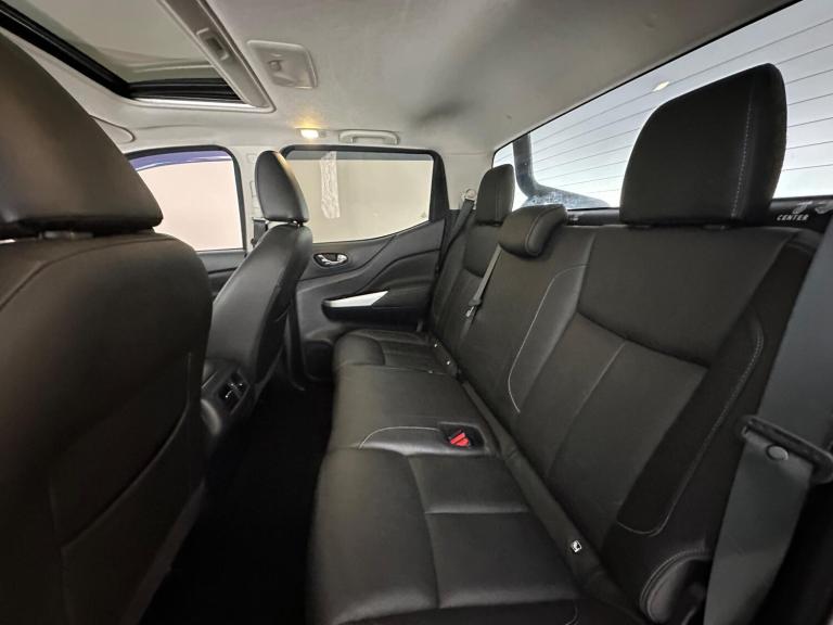 2019 Nissan Navara 2.3 dCi Tekna Auto 4WD Euro 6 4dr PICK UP Diesel Automatic