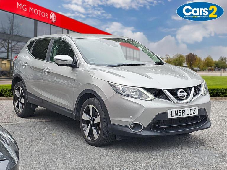 2015 Nissan Qashqai 1.2 DiG-T N-Tec 5dr Hatchback Petrol Manual