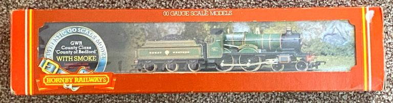 Hornby County Class Locomotive R392 Boxed