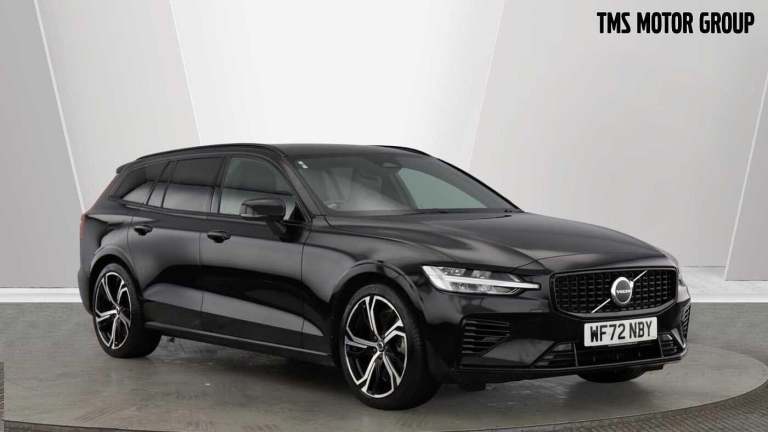 2022 Volvo V60 Recharge Plus, T6 AWD plug-in hybrid, Electric/Petrol, Dark ESTATE Petrol/Electric...