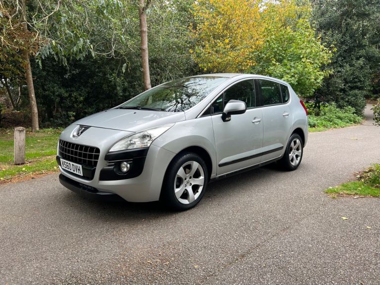 Peugeot, 3008, Hatchback, 2011, Semi-Auto, 1560 (cc), 5 doors