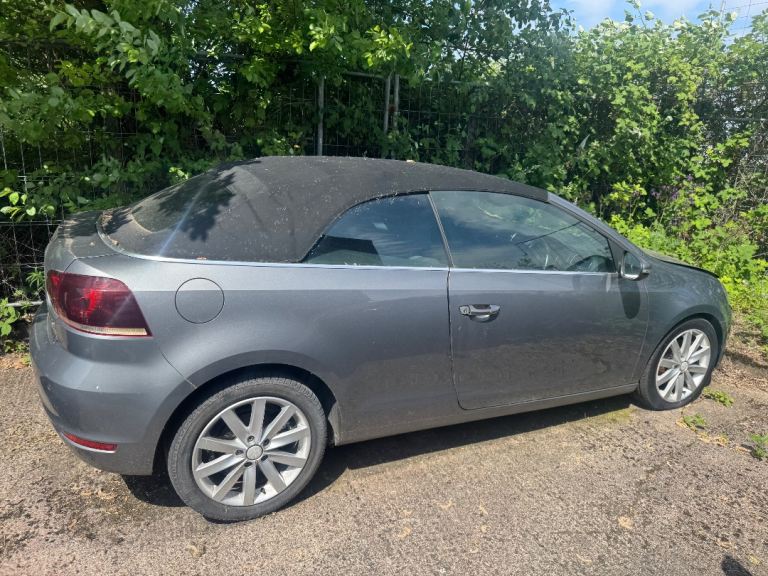 Volkswagen, GOLF, Convertible, 2012, Manual, 1598 (cc), 2 doors