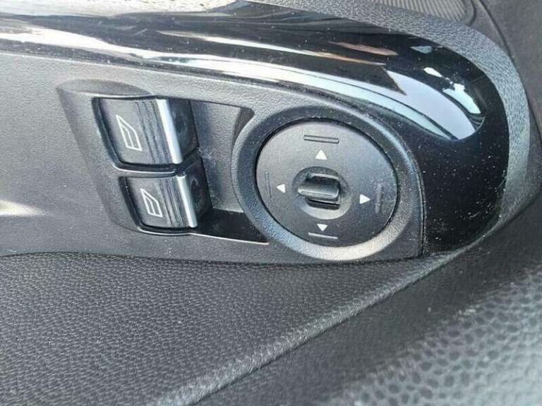 2015 Ford Fiesta 1.25 Zetec Euro 6 3dr HATCHBACK Petrol Manual