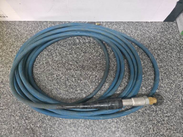 Pressure washer hose