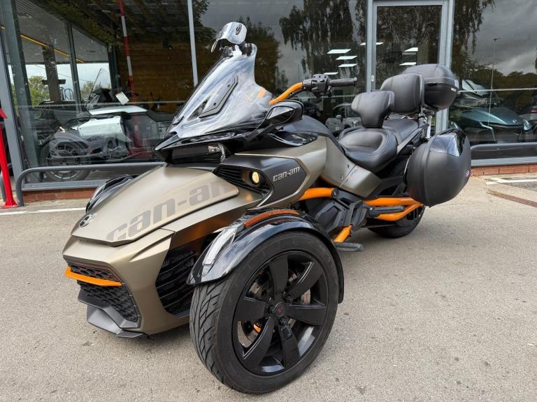 2019 CAN-AM SPYDER F3 S 1330 cc 6 speed semiautomatic trike in liquid titanium