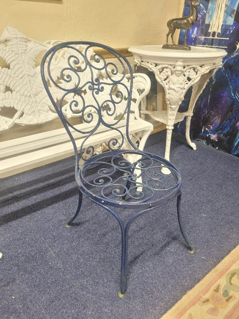 Victorian cast iron pub table Britannia pattern with cast iron garden chair 