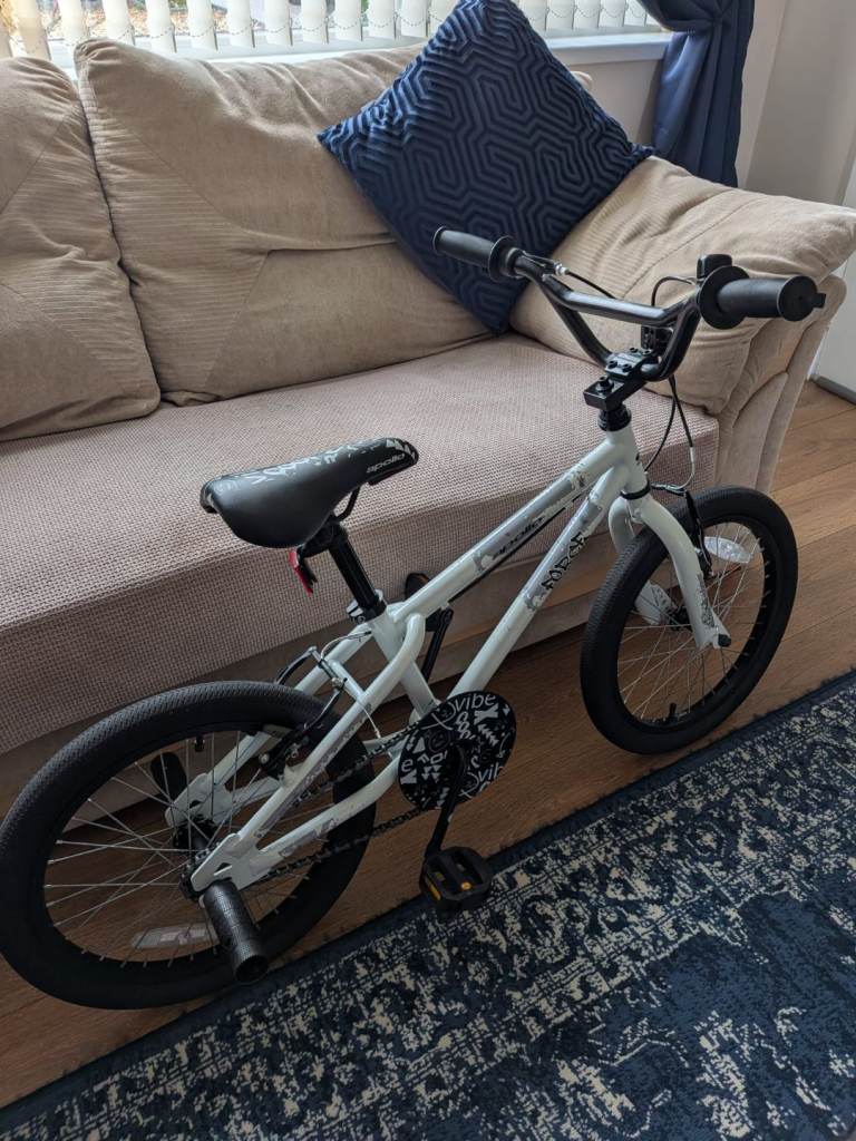 Apollo force kids Bike As new