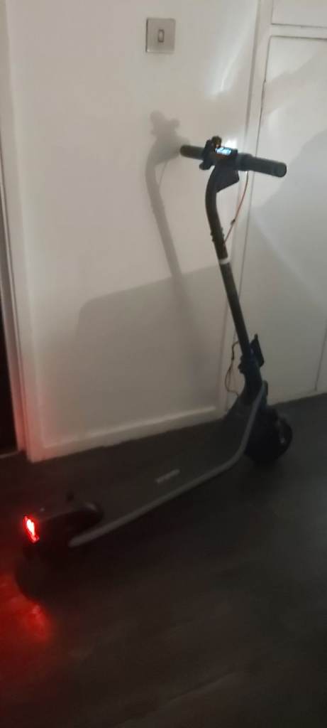 Used twice Ninebot m2 pro electric scooter 15mph