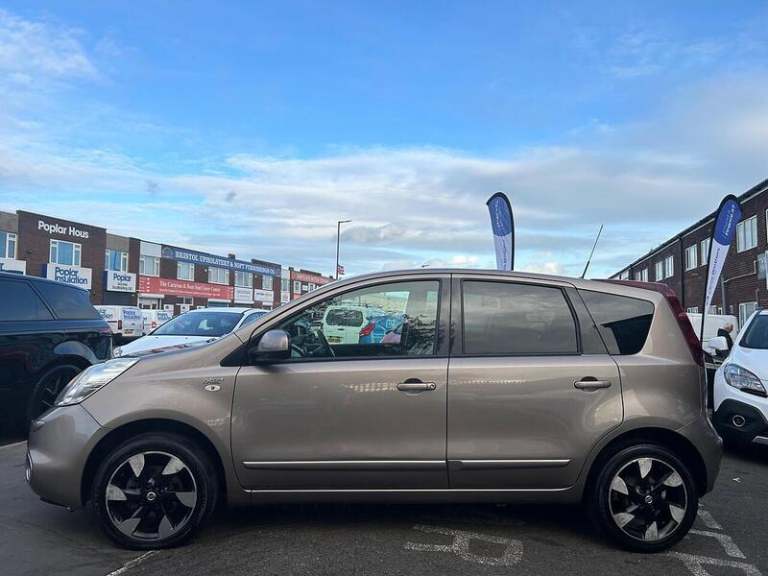 2012 Nissan Note 1.6 16V n-tec+ Hatchback 5dr Petrol Manual Euro 5 (110 ps) Hatchback Petrol Manual