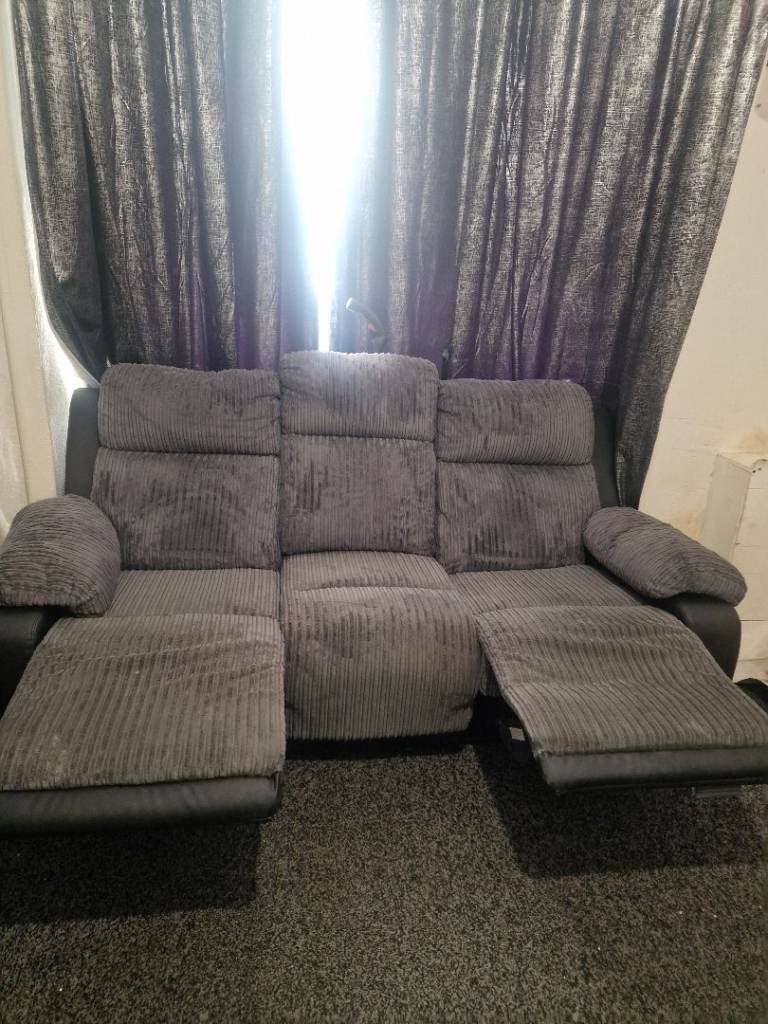 3 Seat Reclining Sofa In Grey