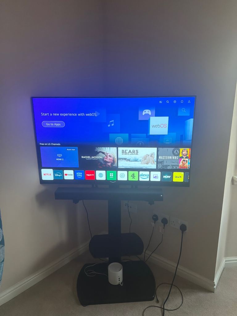 LG 48" OLED A1 4K Smart TV & LG SP1 Soundbar - with walll mount style stand and sound bar mount. 