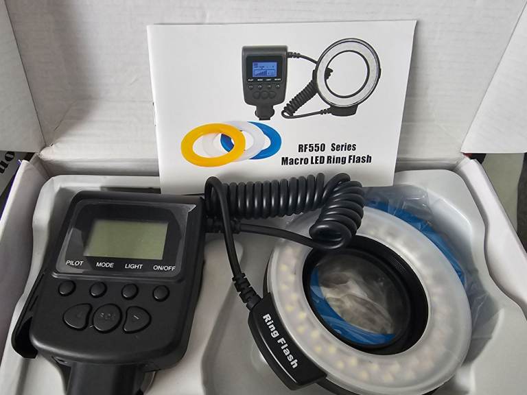 RF550 Series Macro LED Ring Flash for Camera – New in Box