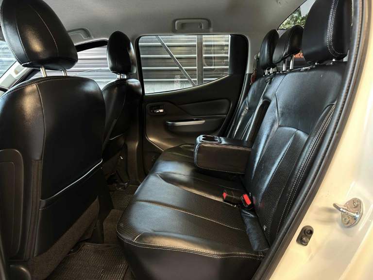 MITSUBISHI L200 2.4 DI-D DC Challenger White Auto Diesel 2020+NO VAT+1 OWNER!