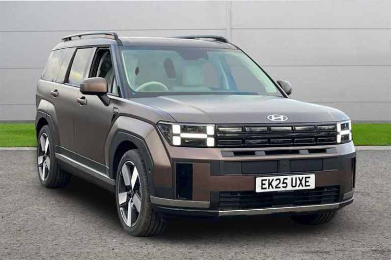 2025 Hyundai Santa Fe 1.6 TGDI HYBRID ULTIMATE 5DR 4WD AUTO 4x4 Hybrid Automatic